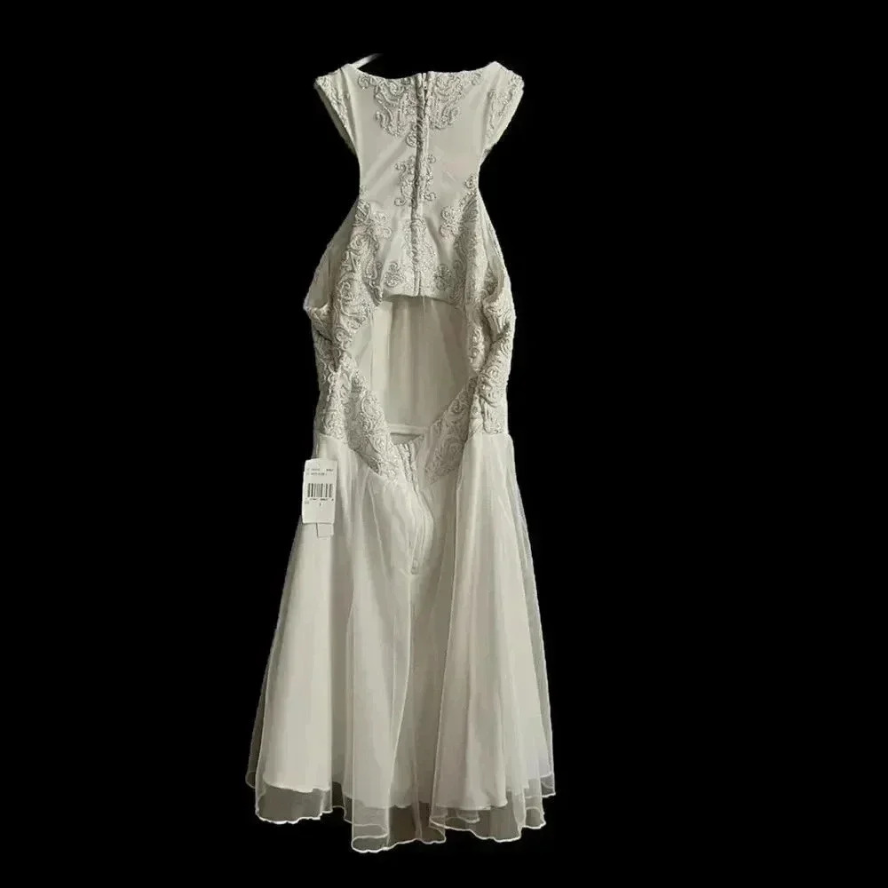 Xtraordinary prom,bridal dress size 3 NWT It’s a very pretty pure white … - Picture 5 of 6